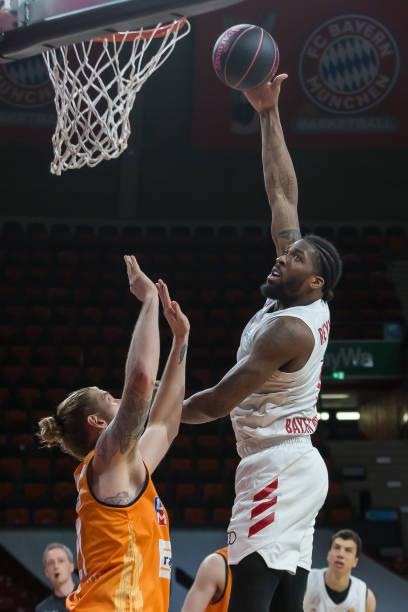 足球与人口 足球与人口