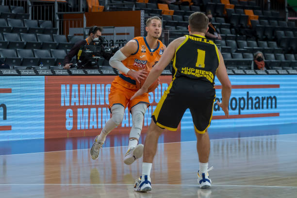 更加充裕 更加充裕